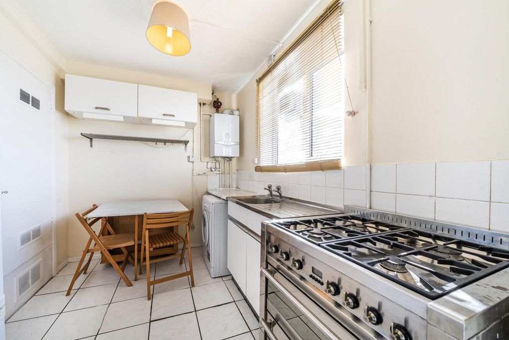 Property photo 3 of 12 Picture No. 05