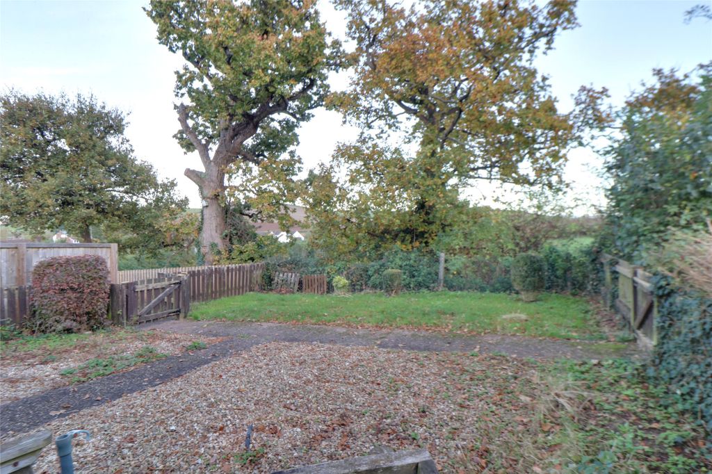 Property photo 3 of 9 Picture No. 06