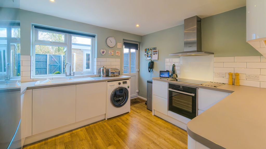 Property photo 3 of 12 Picture No. 15