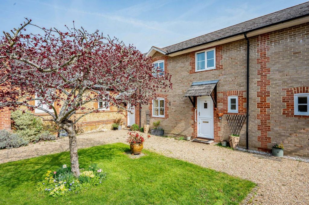 Property photo 2 of 18