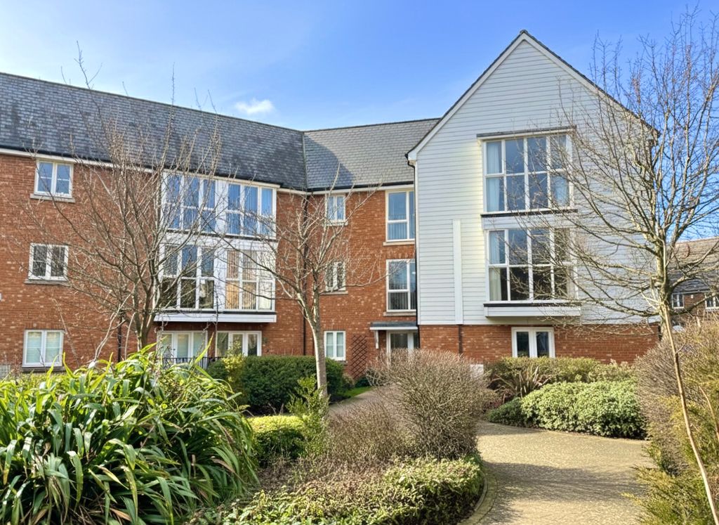 Property photo 1 of 9 Front