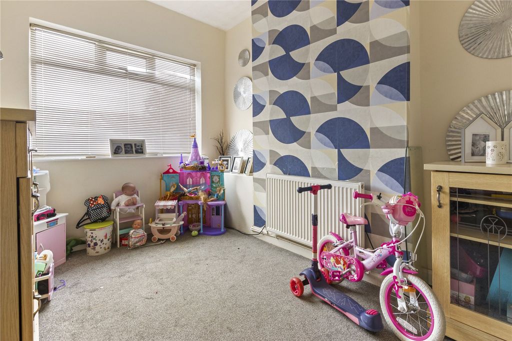 Property photo 2 of 12 Picture No. 06