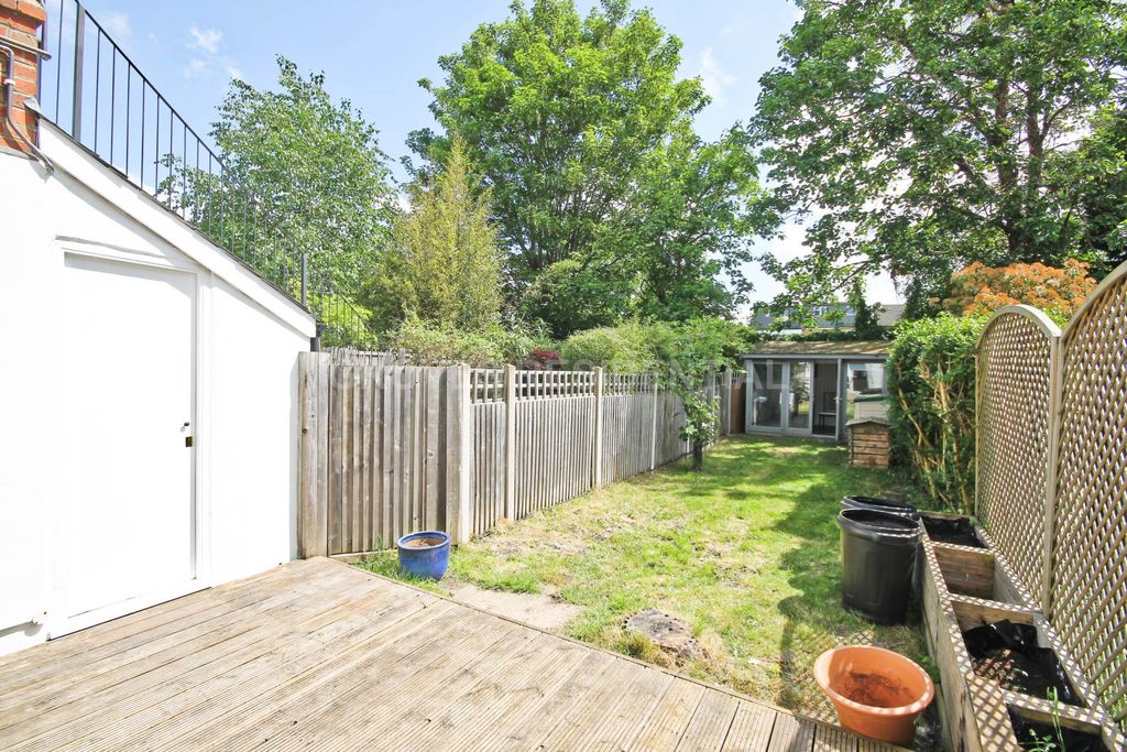 Property photo 2 of 14