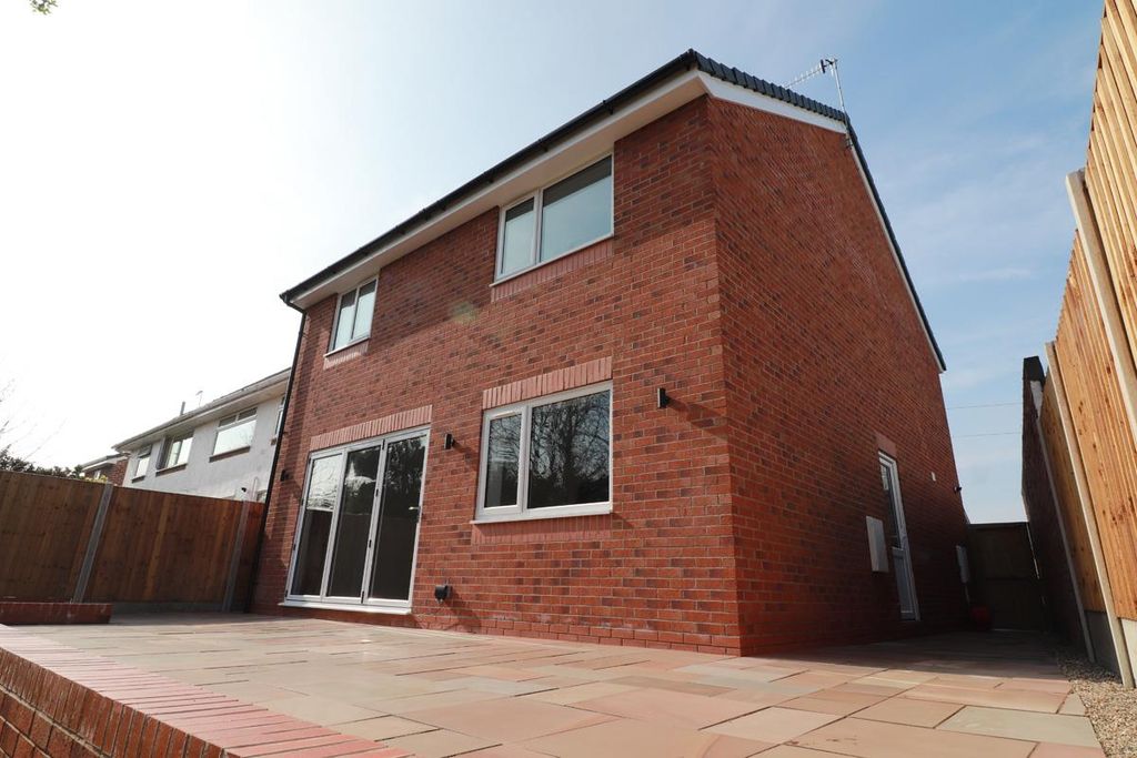 Property photo 1 of 11 m6.Jpg