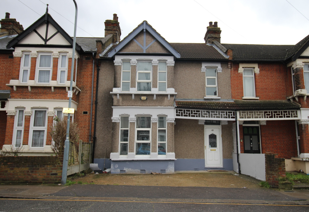 Property photo 1 of 12