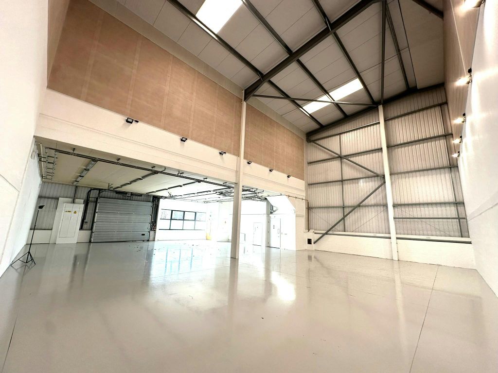 Property photo 3 of 8 Unit 4 - Img_0819.Jpeg