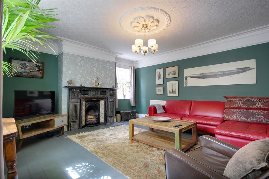 Property photo 3 of 16 Flemingate (41).Jpg