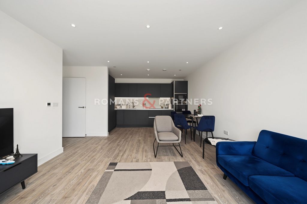 Property photo 2 of 12