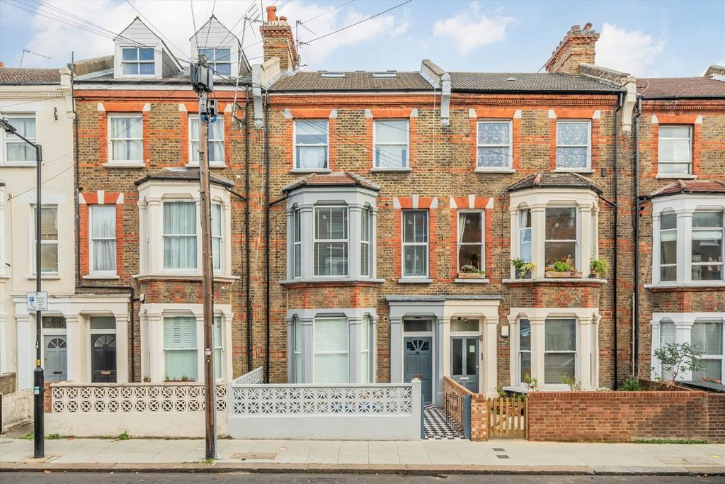 Property photo 1 of 7