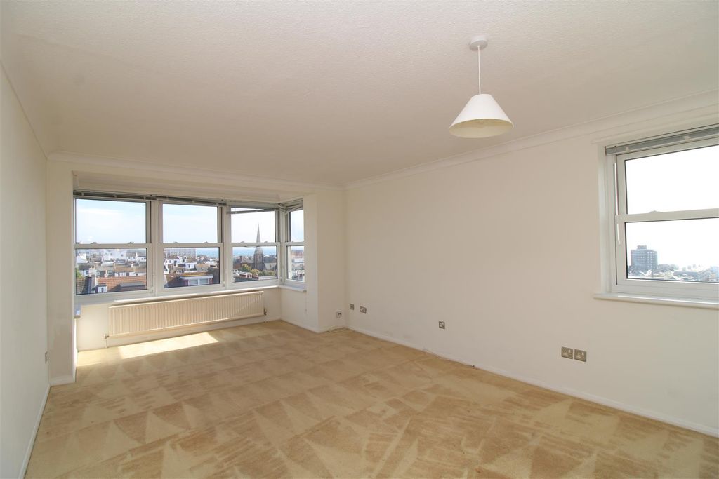 Property photo 3 of 6 Living Room