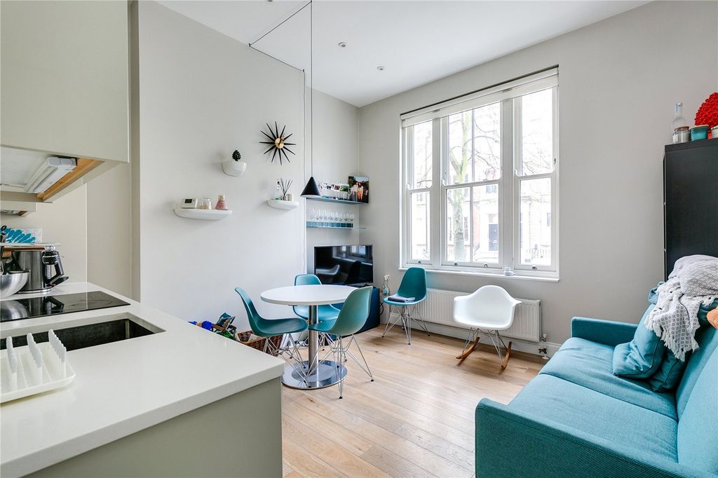 Property photo 3 of 6 Picture No. 06