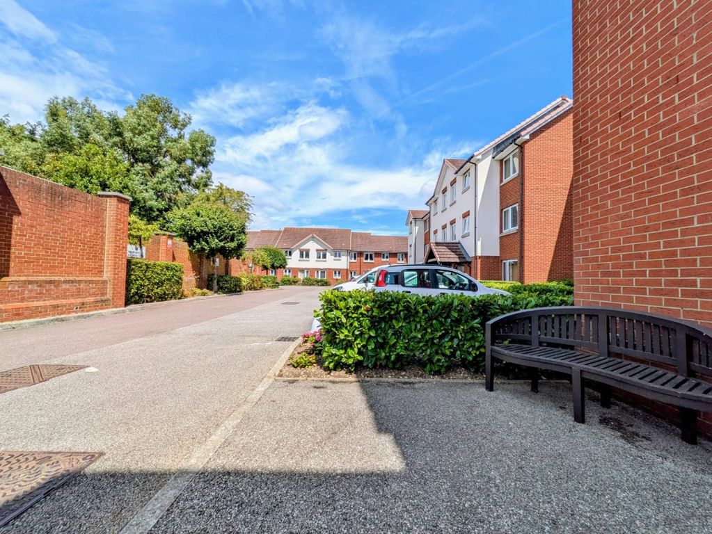 Property photo 1 of 9 3401510