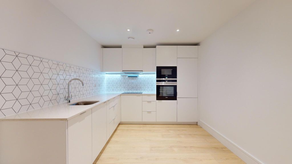 Property photo 2 of 22 Kitchen