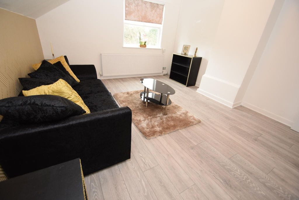 Property photo 2 of 10 Photograph 2