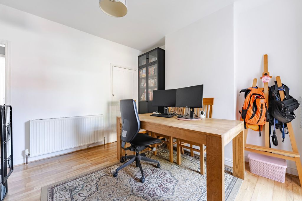Property photo 3 of 13
