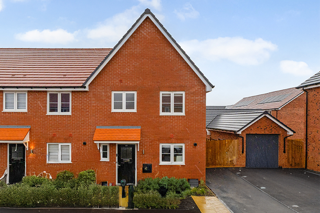 Property photo 2 of 8 Photo