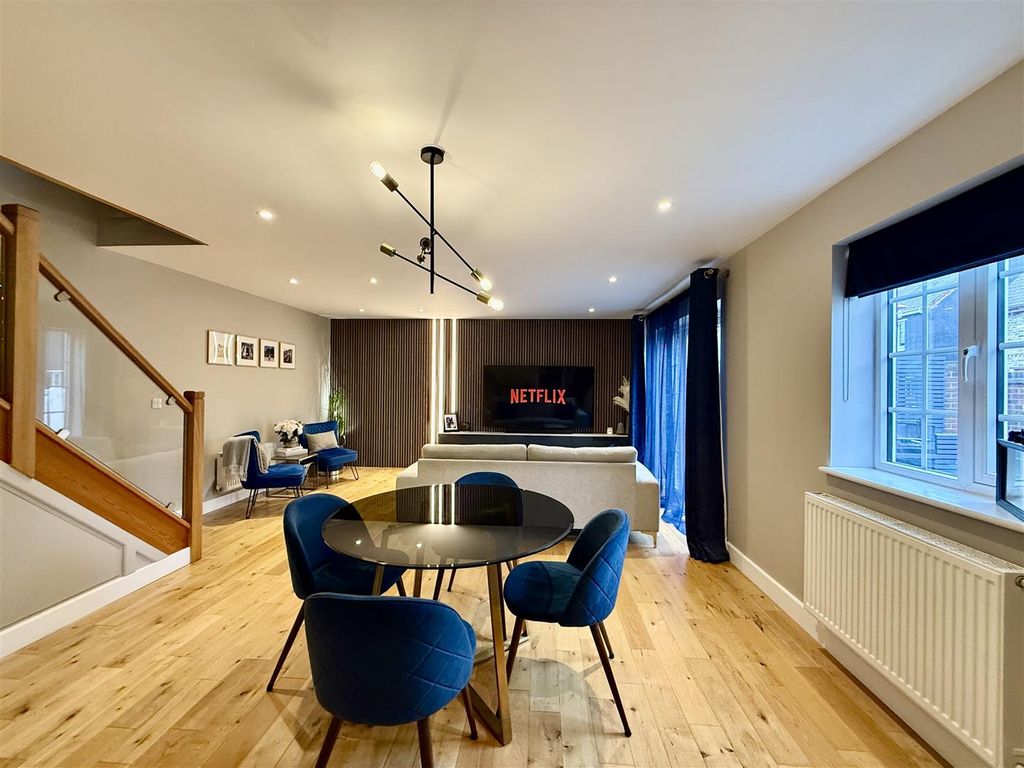 Property photo 2 of 37 2