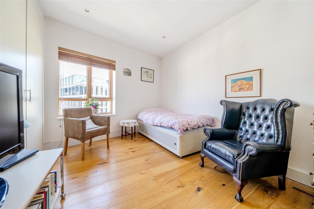 Additional image 10 of 2 bed flat for saleTrinity Gate, Epsom Road, Guildford GU1