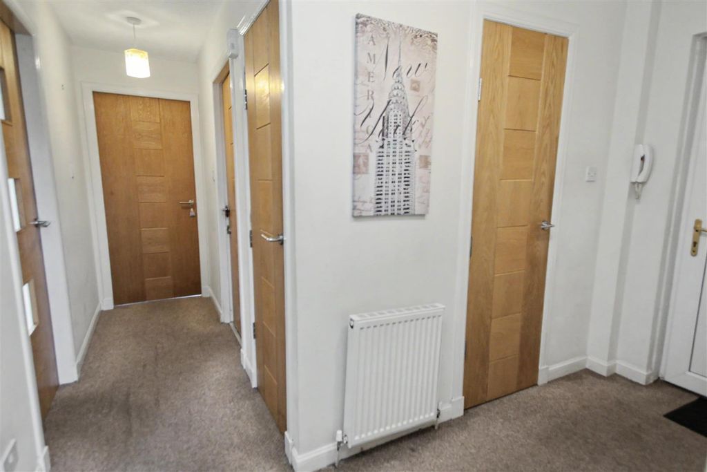 Property photo 3 of 12 3.Jpg