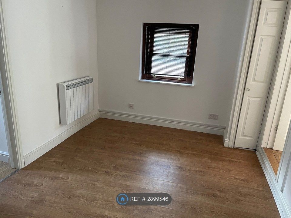 Property photo 3 of 5 2nd Bedroom / Reception Room