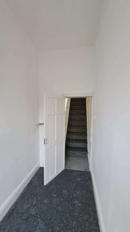 Property photo 3 of 20 Gallery