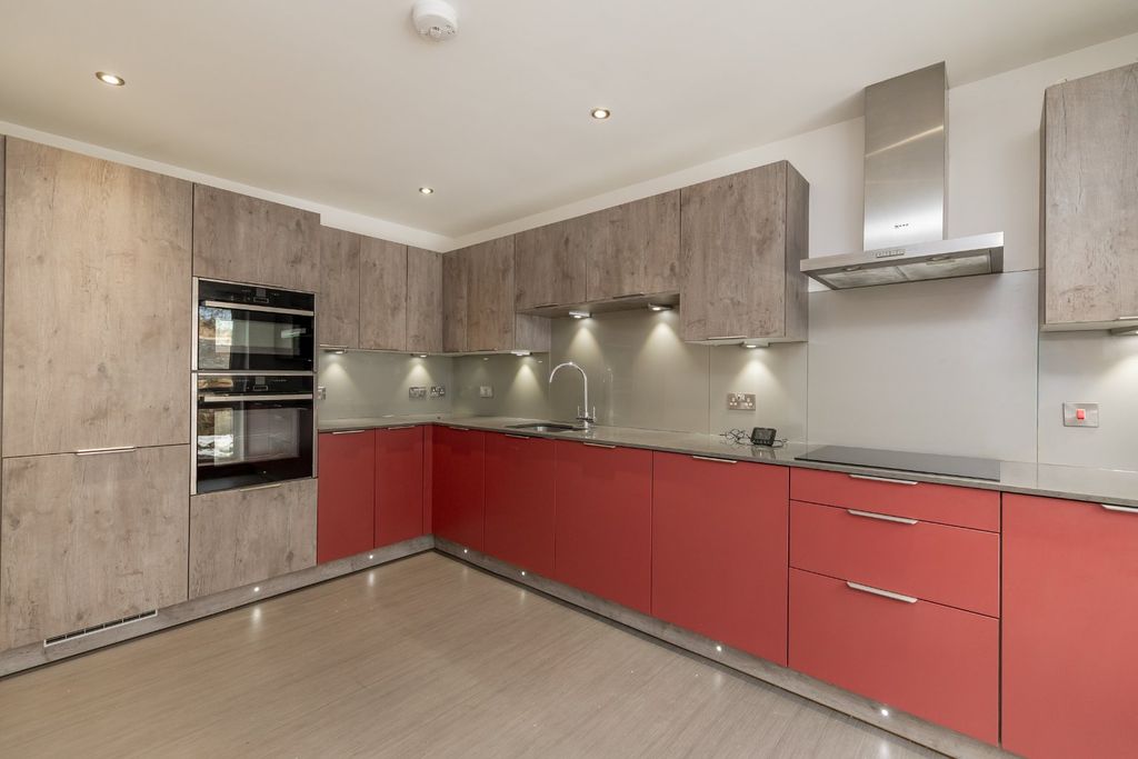 Property photo 3 of 26 Photo 3