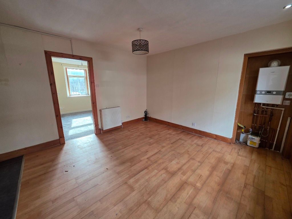Property photo 2 of 5 Photo 2