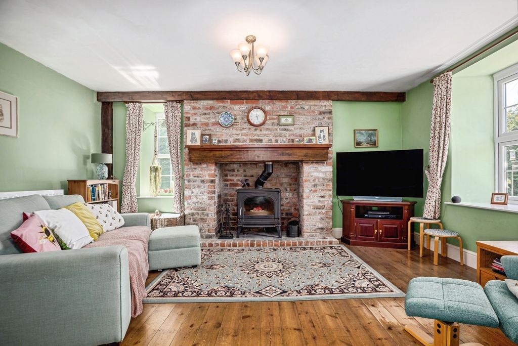 Property photo 3 of 48 Pbox-Img.Jpg
