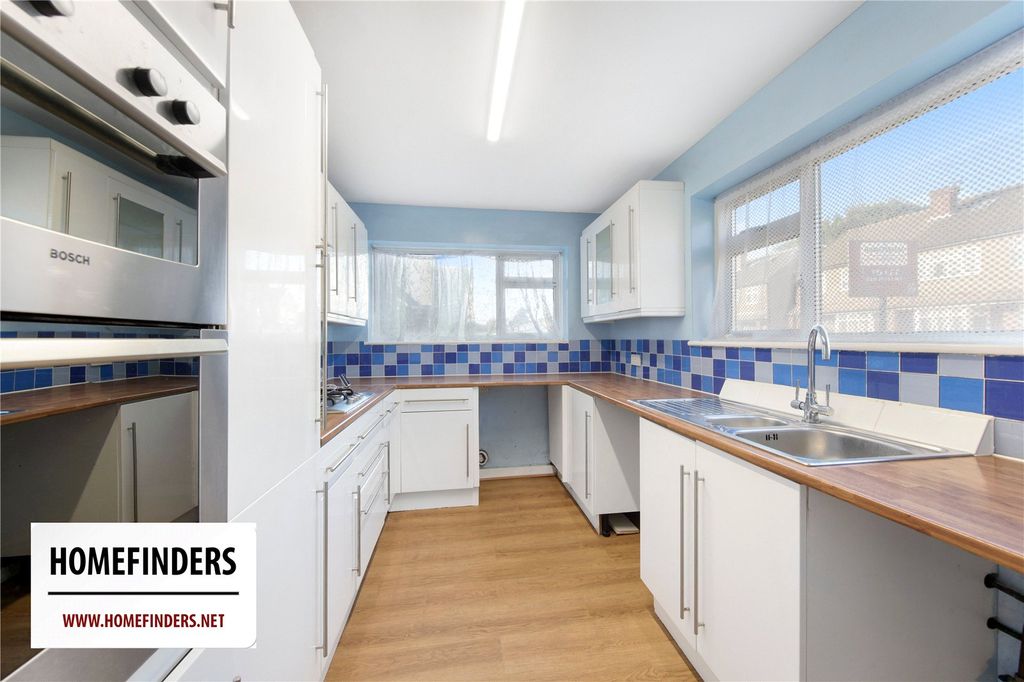 Property photo 3 of 15 Picture No. 04