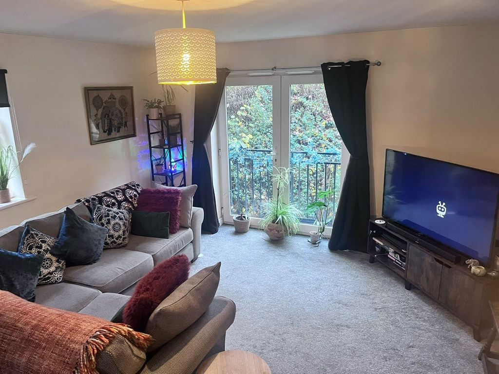 Property photo 2 of 9 Bedroom 1