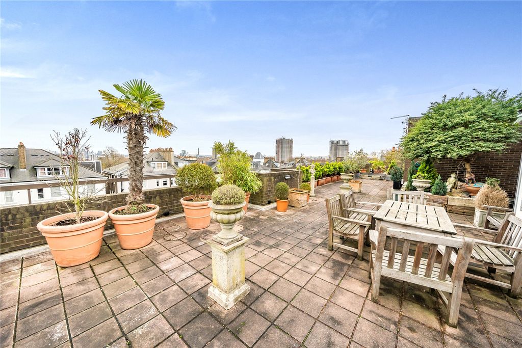 Property photo 1 of 24 Picture No. 07