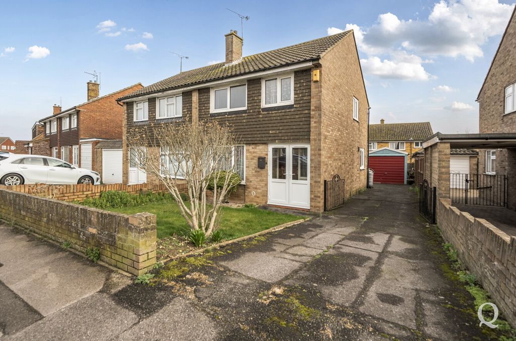 Property photo 1 of 19 669B4740-986E-442...