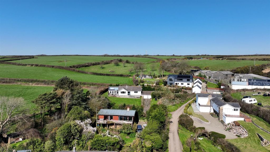 Property photo 3 of 62 Sequence 01.00_03_06_00.Still004.Jpg