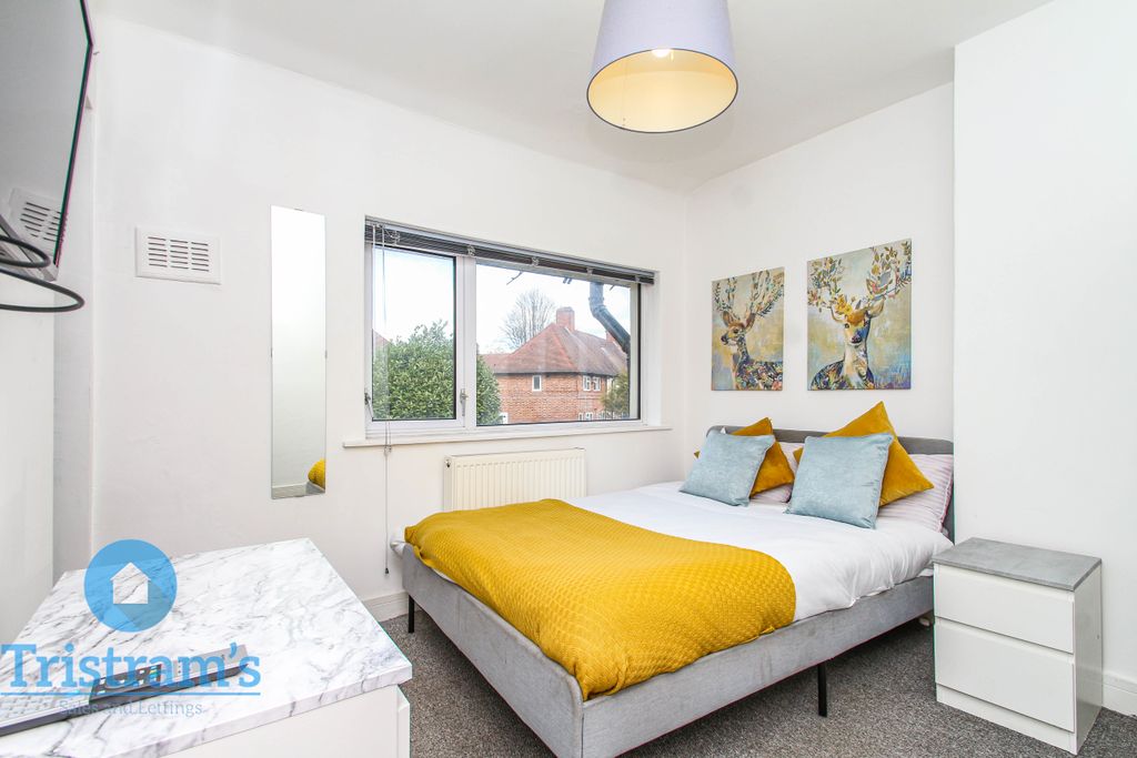 Property photo 2 of 13 Img_2112
