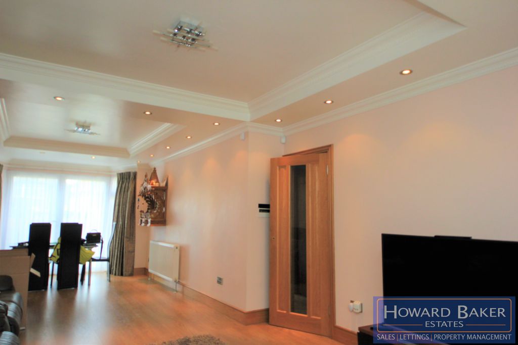 Property photo 3 of 11 Img_273_9_Original