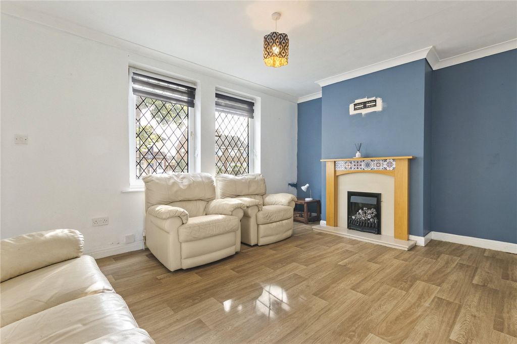 Property photo 2 of 23 Picture No. 22