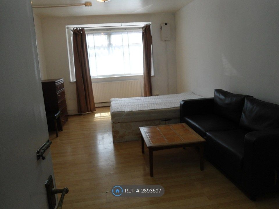 Property photo 3 of 7