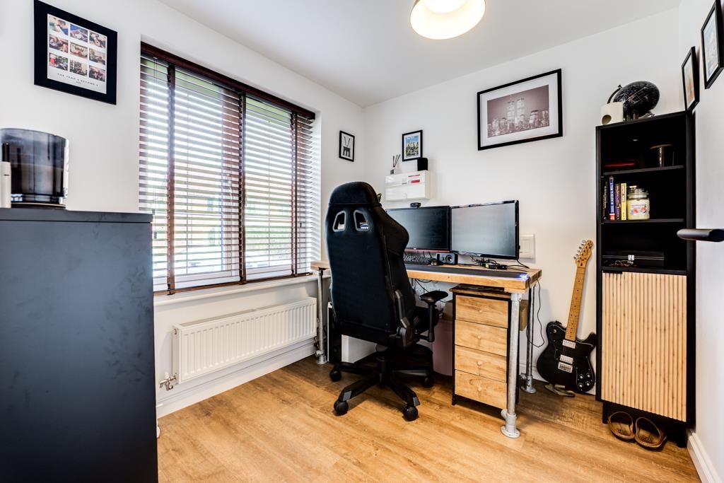 Property photo 1 of 53 80 Hobby Drive, Priors Hall-40.Jpg