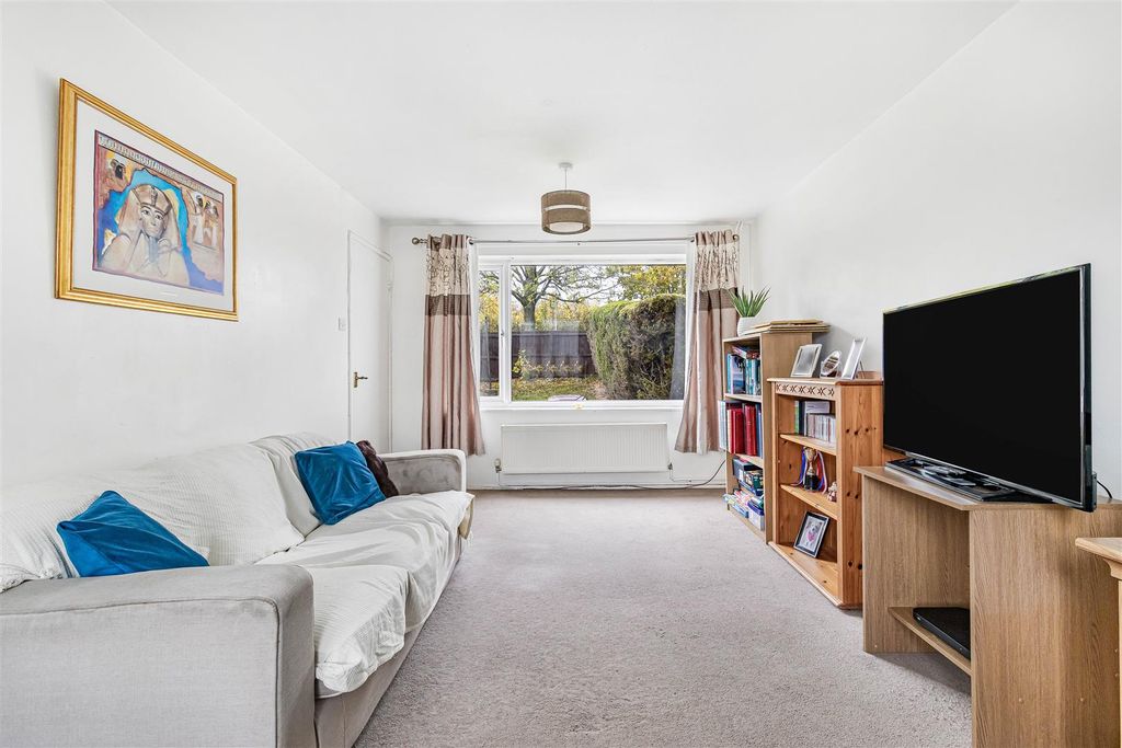 Property photo 3 of 13 10_66182.Jpg