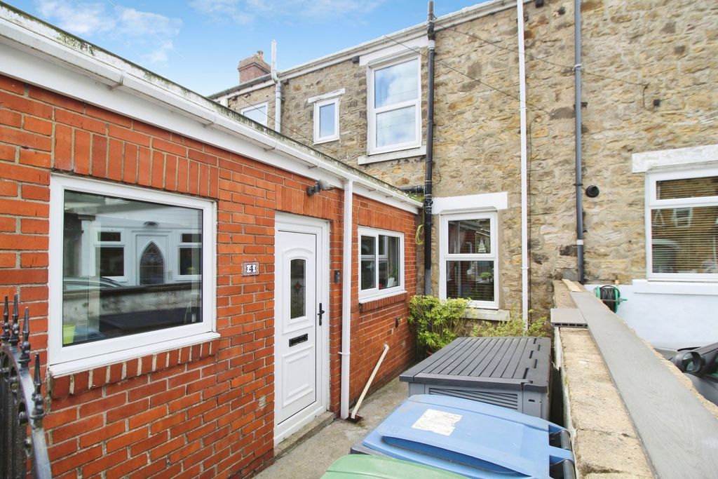 Property photo 1 of 11 External