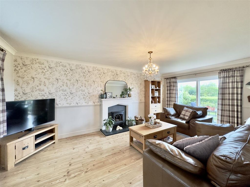 Property photo 2 of 25 2