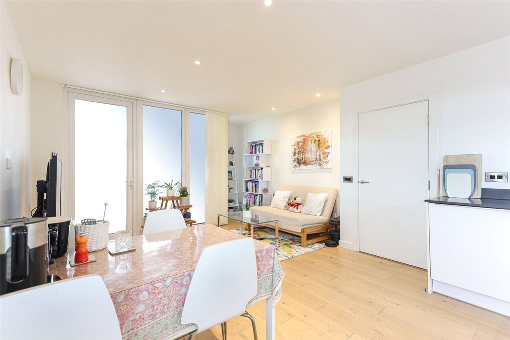 Property photo 1 of 15 Picture No. 32