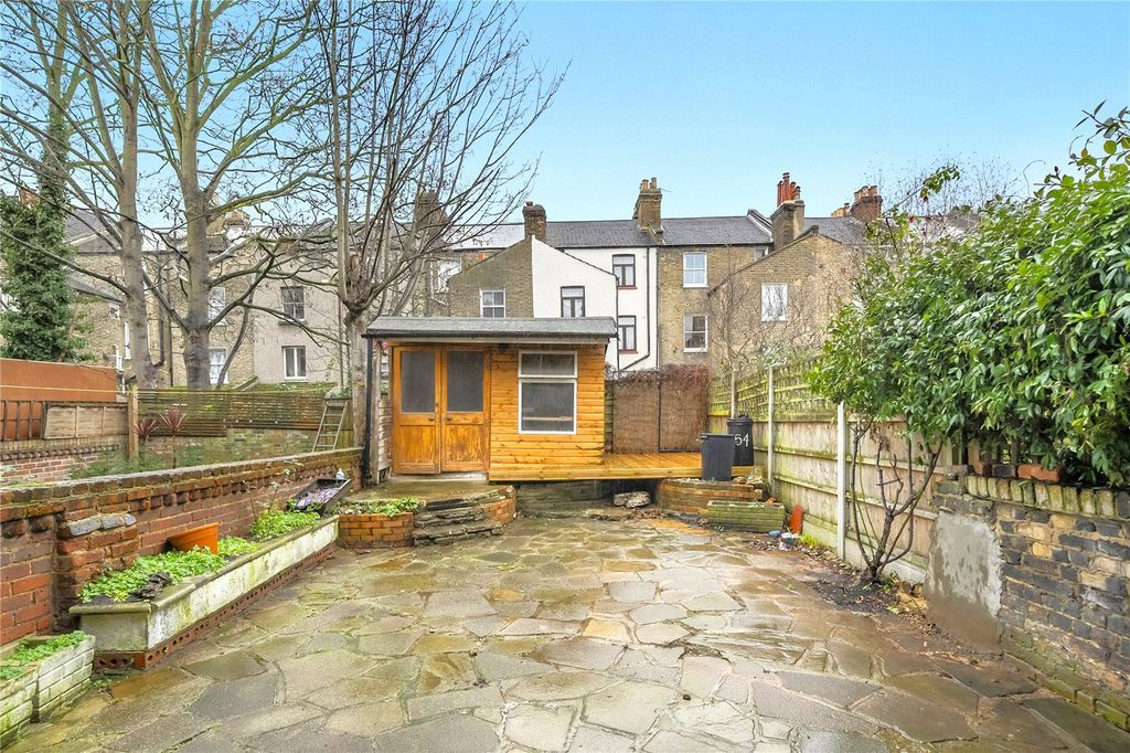 Property photo 2 of 15 Picture No. 27