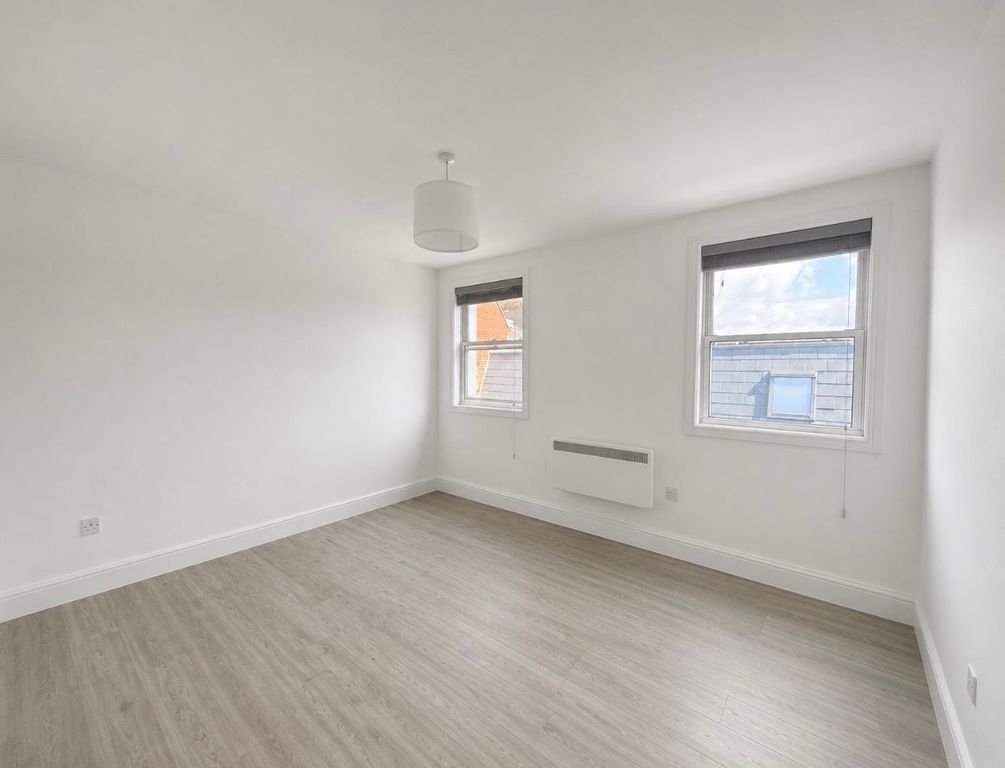 Property photo 1 of 6 Image