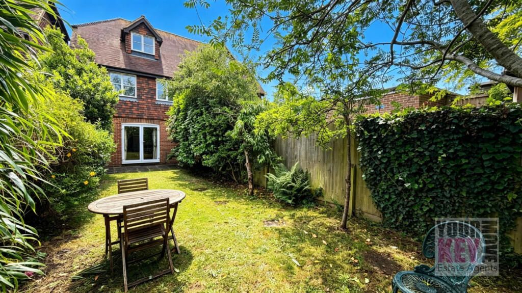 Property photo 1 of 26