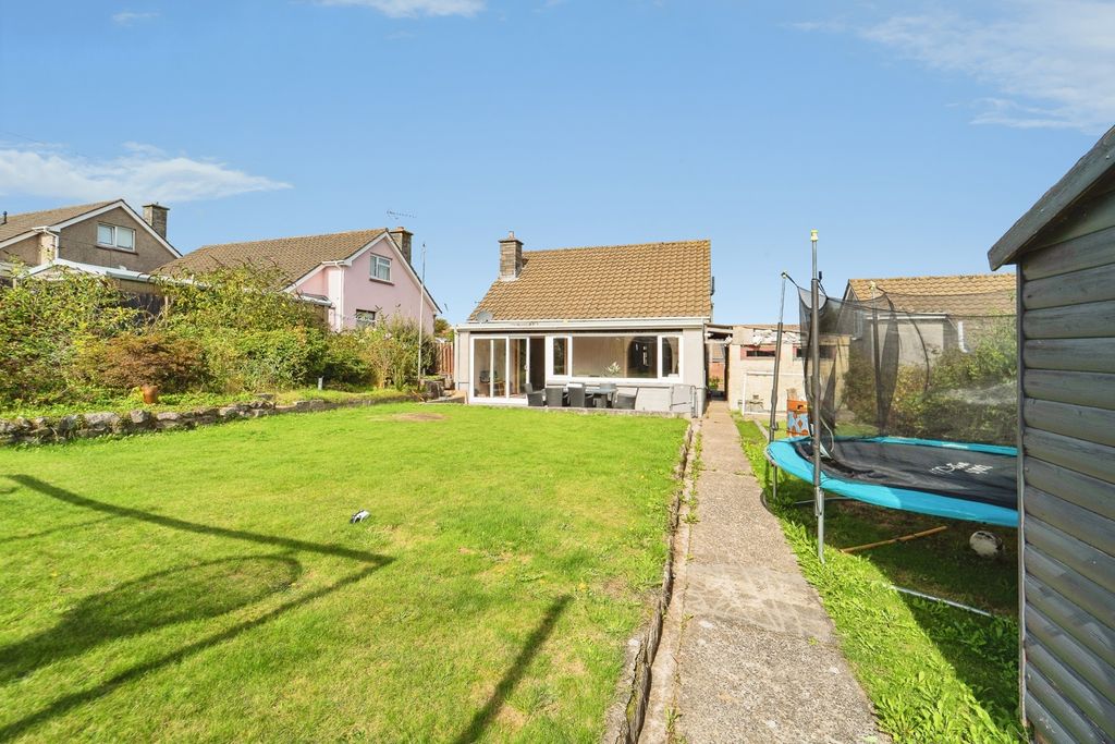 Property photo 2 of 18 Pbox-Img.Jpg
