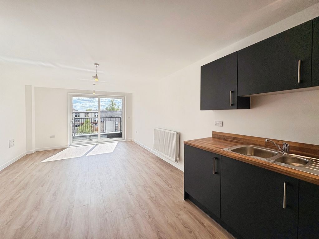 Property photo 2 of 10 Pbox-Img.Jpg