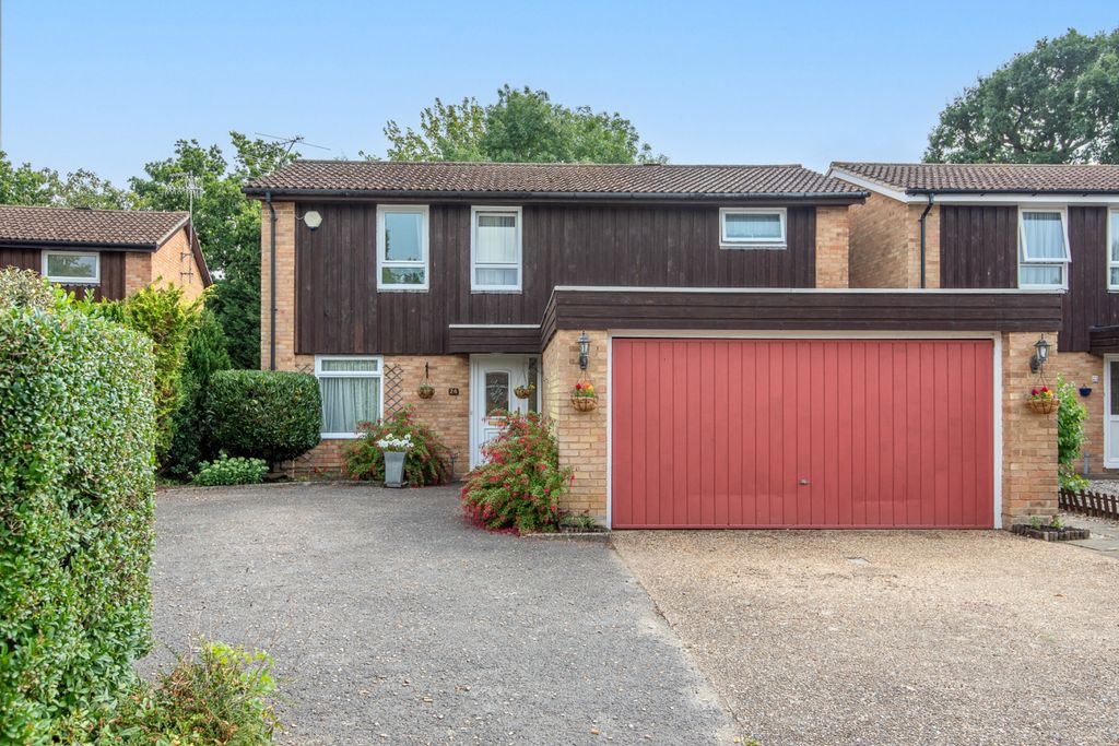 Property photo 1 of 33 24Aldingbourne-3