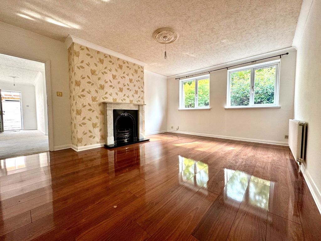 Property photo 2 of 8 2866663