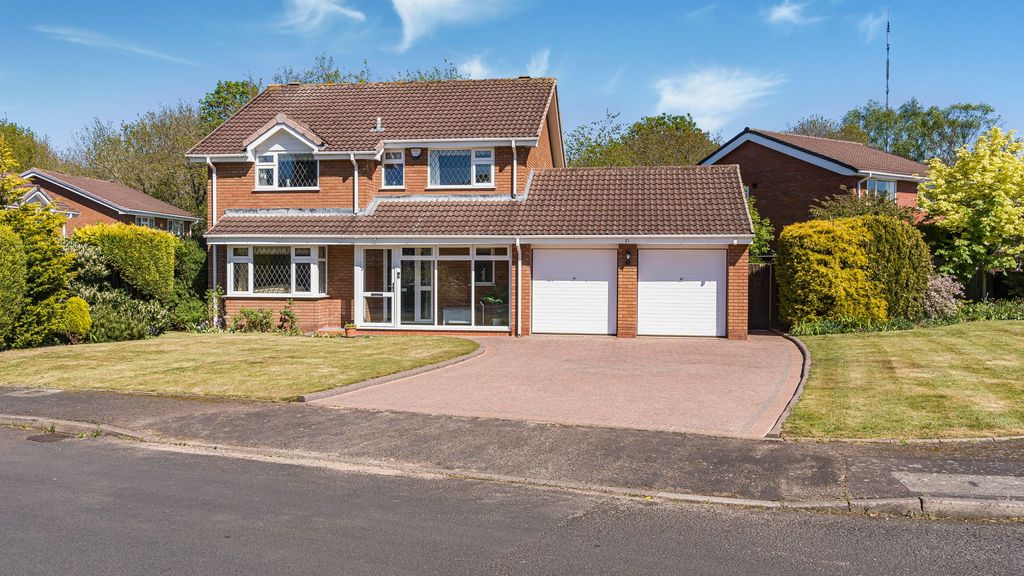 Property photo 1 of 27
